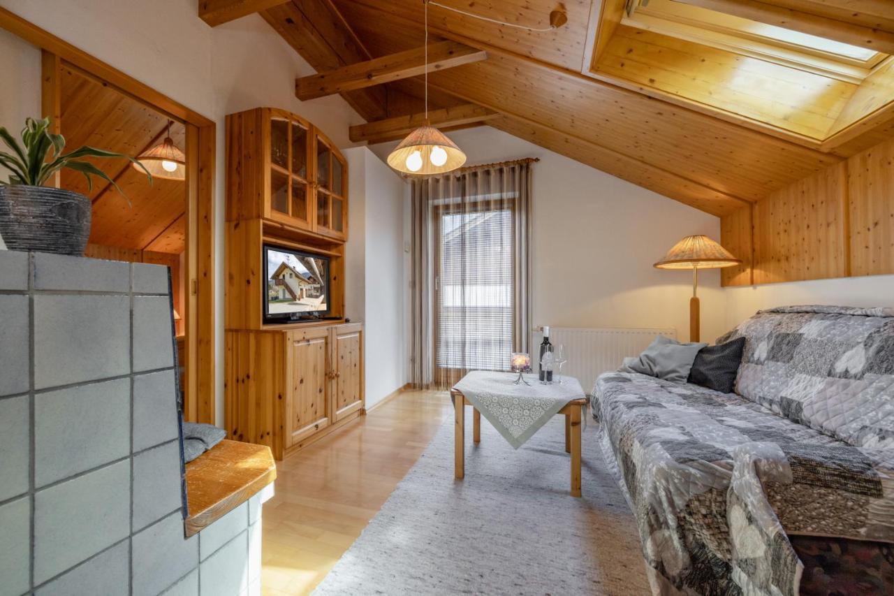 Ferienhaus Schmied Egg bei Hermagor エクステリア 写真