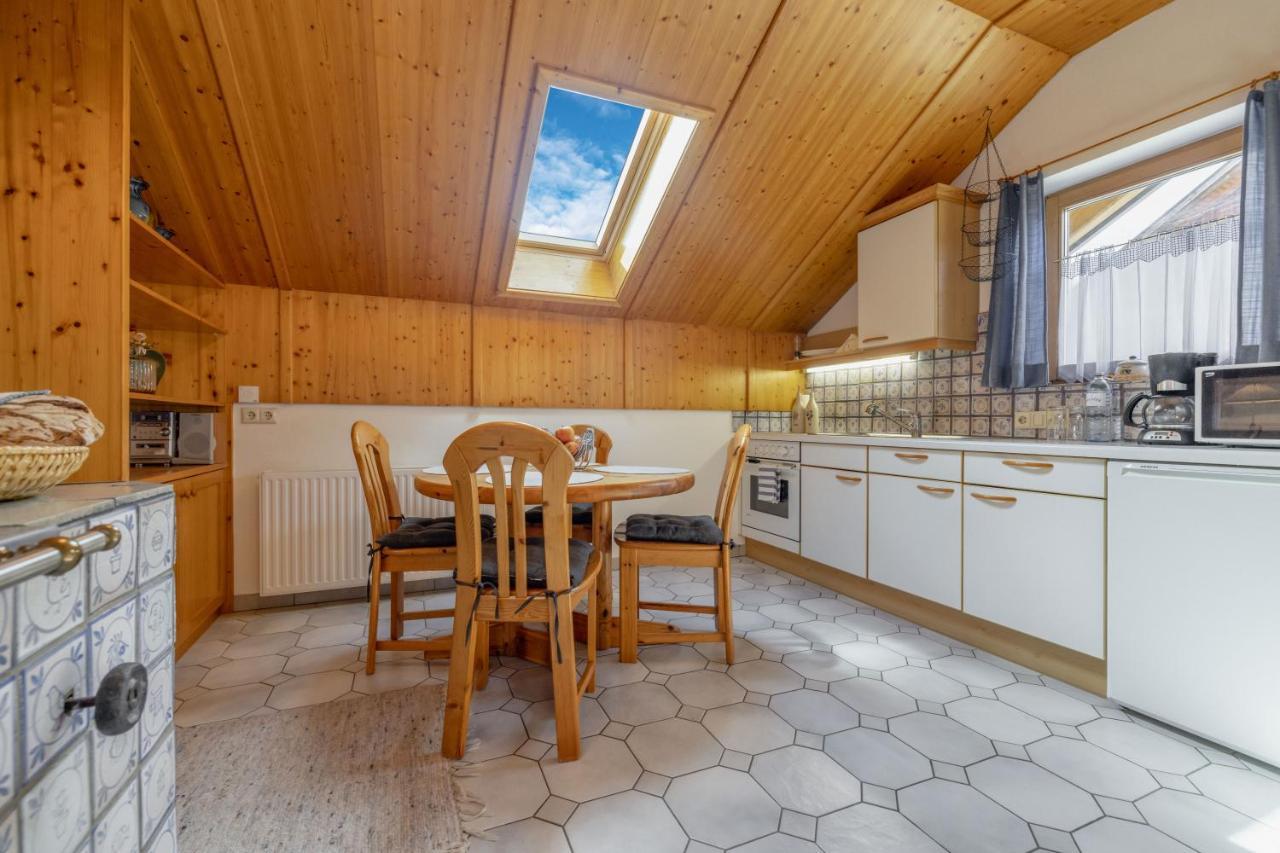 Ferienhaus Schmied Egg bei Hermagor エクステリア 写真